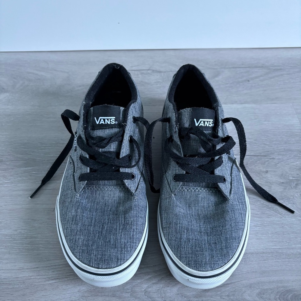 Vans Kids Sneakers in Gray and Black
